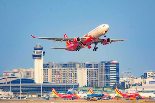 Vietjet tăng doanh thu, chia cổ tức 20% bằng cổ phiếu