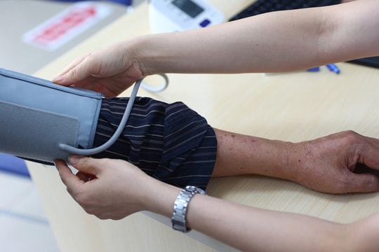 130/80 mmHg - ngưỡng cân nhắc dùng thuốc tăng huyết áp