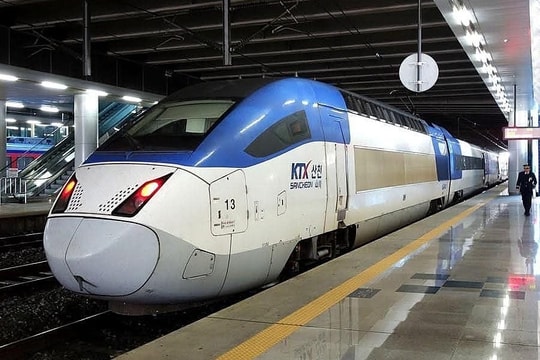 Việt Nam sẽ có hai tuyến đường sắt tốc độ cao