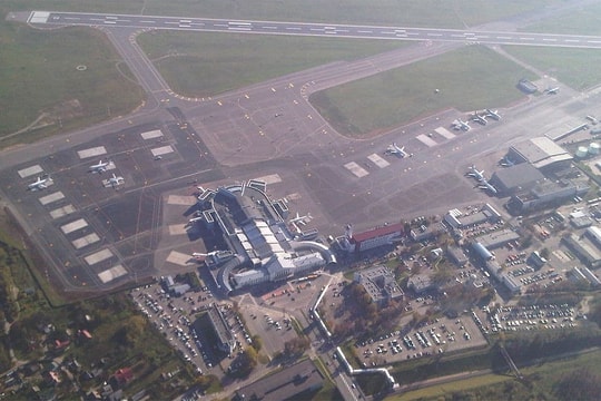 Sân bay lớn nhất Litva lại tê liệt vì khí cầu buôn lậu