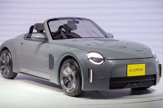 Daihatsu K-Open - xe kei car mui trần