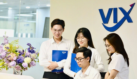 VIX phủ nhận tin đồn, cổ phiếu vẫn mất hơn 10% chỉ trong hai phiên cuối tháng 10/2025