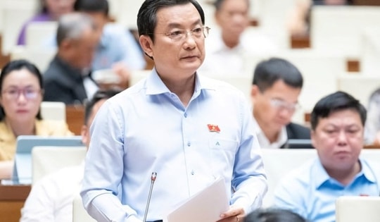 Kiểm soát, ổn định thị trường vàng, bất động sản