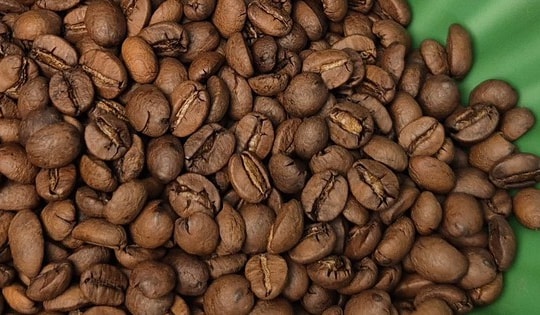 Giá cà phê hôm nay 31-10: Tăng tiếp và cách giữ vị thế số 1 cho cà phê