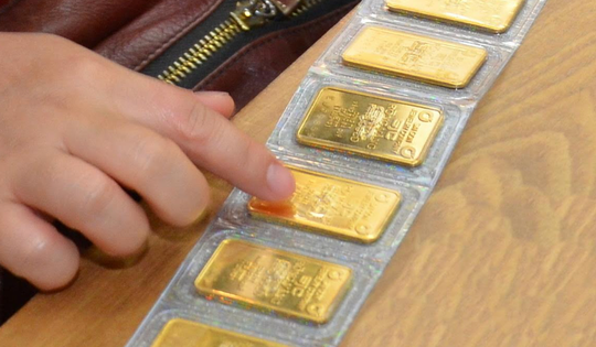 Sáng 31-10, giá vàng miếng SJC, vàng nhẫn lại tăng mạnh