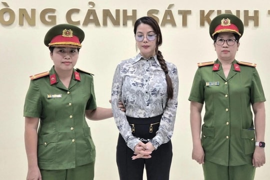 Trương Ngọc Ánh đi làm từ thiện, chơi thể thao trước khi bị bắt