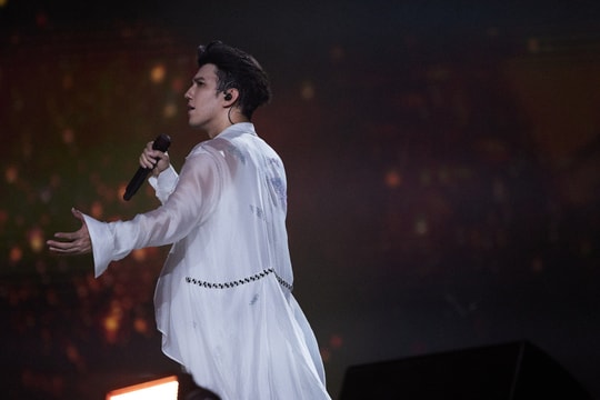 Dimash Kudaibergen: Tại sao cả thế giới 'phát cuồng' trước một giọng hát?