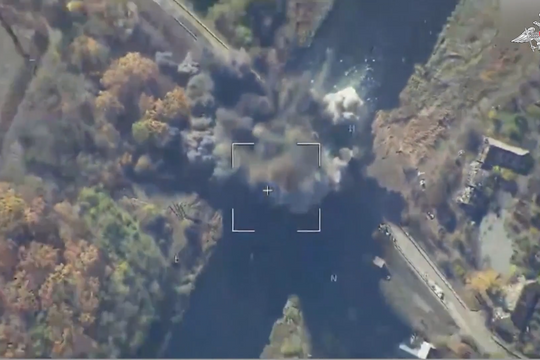 Nga tung video ghi cảnh không quân phá hủy tuyến hậu cần của quân đội Ukraine