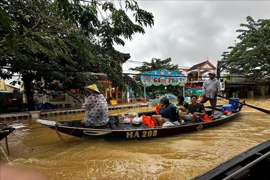Đà Nẵng chi 200 tỷ đồng khắc phục thiệt hại mưa lũ