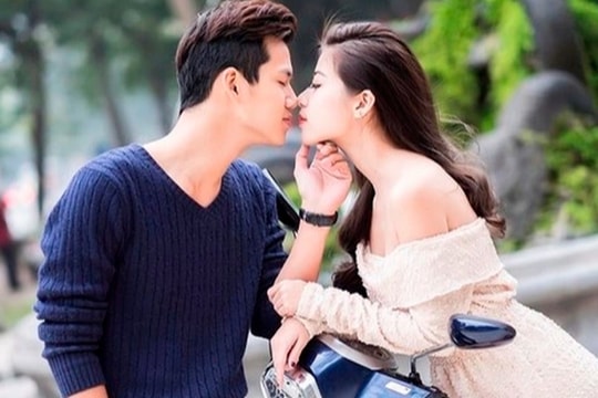 Đọc trộm tin nhắn ngoại tình của chồng, tôi có phản ứng ít ai ngờ tới