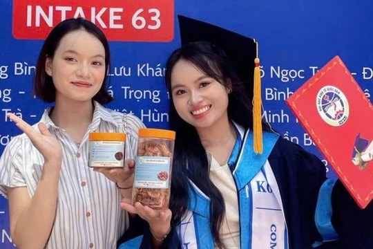 Hai chị em "giải cứu nghề biển" của bố mẹ, thu vài chục triệu mỗi ngày