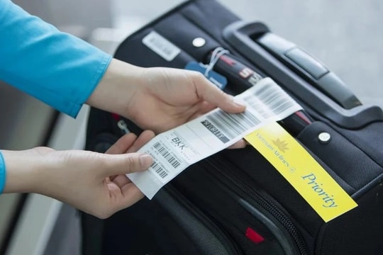 Vietnam Airlines "siết" hành lý xách tay: Làm sao để không bị phạt quá cân?