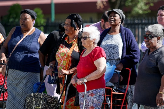 Thẩm phán Mỹ yêu cầu chính quyền duy trì tem phiếu thực phẩm