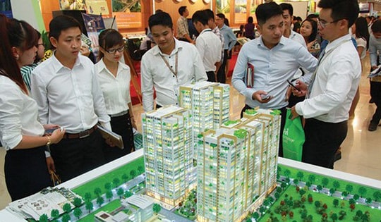 Hé lộ “ông lớn” bất động sản trả lương cho nhân viên gần 40 triệu đồng/tháng