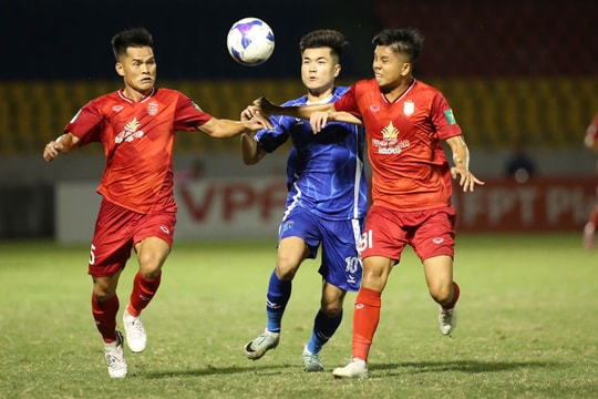 Cầu thủ từng lên U23 Việt Nam ghi bàn phút cuối, cựu vô địch V.League thoát thua
