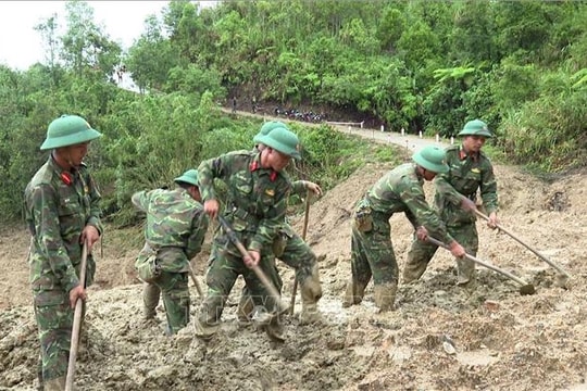 Quảng Ngãi: Mở đường, phá thế cô lập cho 5 thôn ở xã Ngọc Linh