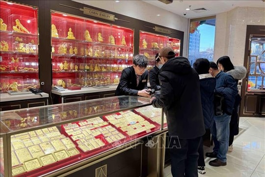 Trung Quốc công bố chính sách thuế mới đối với vàng