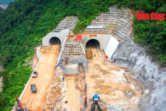 Cao tốc Đồng Đăng - Trà Lĩnh: Nỗ lực vượt khó, tăng tốc ngày đêm để kịp tiến độ