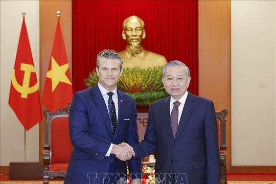Tổng Bí thư Tô Lâm tiếp Bộ trưởng Bộ Chiến tranh Hoa Kỳ Pete Hegseth