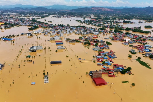 35 kỷ lục mưa bị phá vỡ trong tháng 10