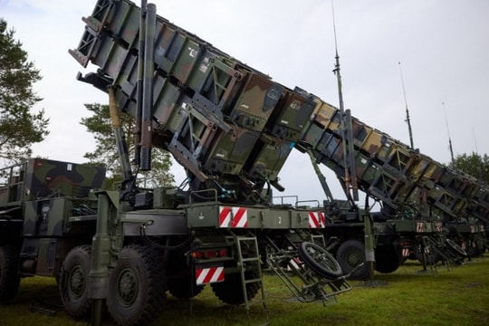 Ukraine nhận hệ thống phòng không Patriot từ Đức