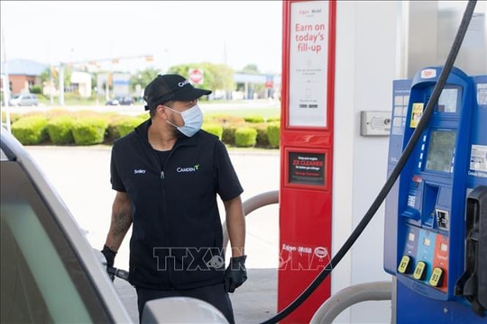 Giá dầu nối dài đà tăng sau quyết định của OPEC+