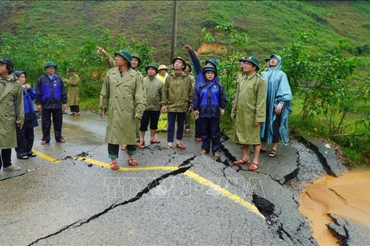 Huế khắc phục sạt lở tại xã Khe Tre, đảm bảo an toàn cho người dân