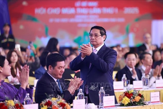 Thủ tướng Phạm Minh Chính dự Lễ bế mạc Hội chợ Mùa thu lần thứ nhất