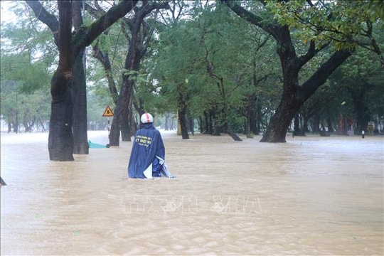 Huế ra công điện khẩn ứng phó với ngập lụt và bão KALMAEGI