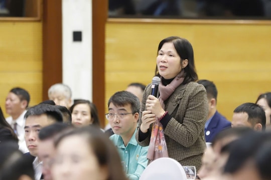 Bộ NN&MT cùng nhà khoa học tìm giải pháp bảo tồn sâm quý