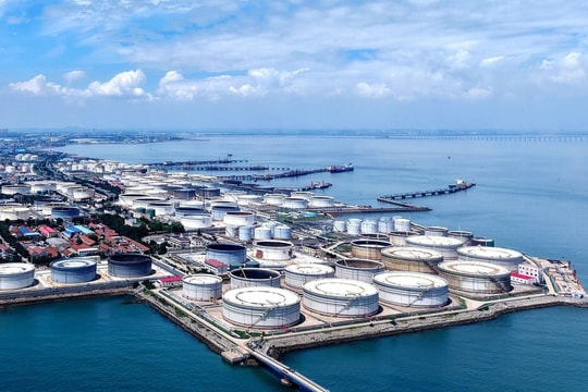 Động lực thúc đẩy Trung Quốc tích trữ hơn một tỷ thùng dầu