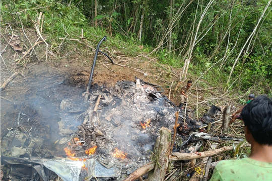 Trực thăng quân sự Philippines rơi khi làm nhiệm vụ cứu trợ bão Kalmaegi