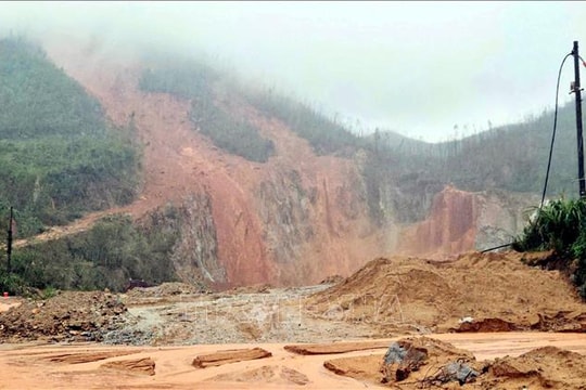 Các tỉnh từ Hà Tĩnh đến Lâm Đồng khẩn trương triển khai ứng phó với bão KALMAEGI