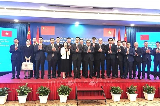 Việt Nam - Trung Quốc tăng cường kiểm soát hoạt động xuất, nhập cảnh trái phép