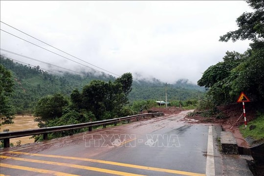 Huế: Cầu Km396+050 đường Hồ Chí Minh nhánh Tây hư hỏng nặng