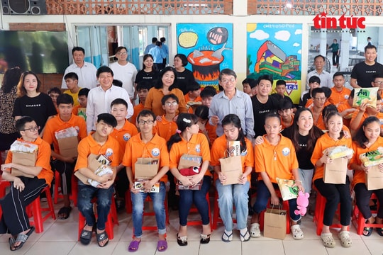 ‘Ươm mầm nụ cười’ cho trẻ em khuyết tật tại TP Hồ Chí Minh