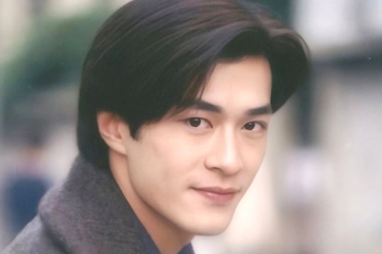 Vẻ tuấn tú thời trẻ của Cổ Thiên Lạc