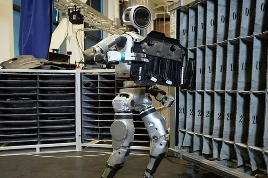 Những hệ thống giúp robot hoạt động giống con người