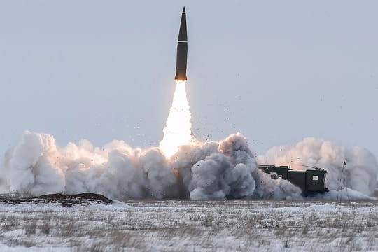 Tên lửa Nga đánh trúng 'lễ trao huân chương' của lữ đoàn Ukraine