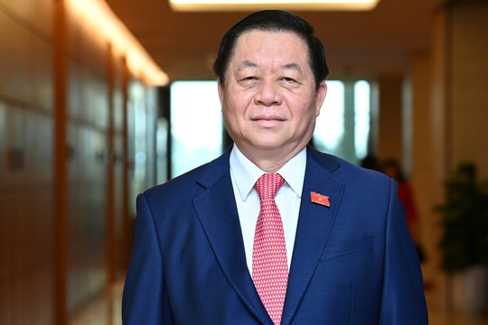 Đại tướng Nguyễn Trọng Nghĩa giữ chức Chủ nhiệm Tổng cục Chính trị