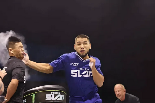 Đệ tử chân truyền môn võ 2000 năm của Trung Quốc bị tát méo mặt, khâu 5 mũi