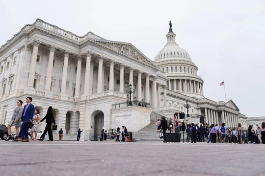 Chính phủ Mỹ đóng cửa lâu nhất lịch sử