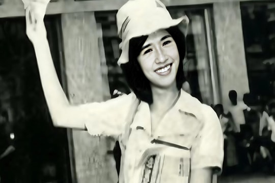 Cô bé bán báo 'Biệt động Sài Gòn': Làm tiếp viên hàng không, sống kín tiếng