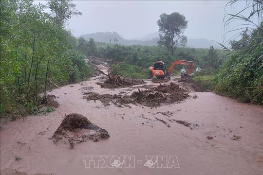 Quảng Trị chủ động ứng phó với diễn biến phức tạp của mưa lũ và bão số 13