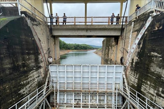 Vận hành hạ thấp mực nước hồ chứa nếu điều kiện hạ du cho phép