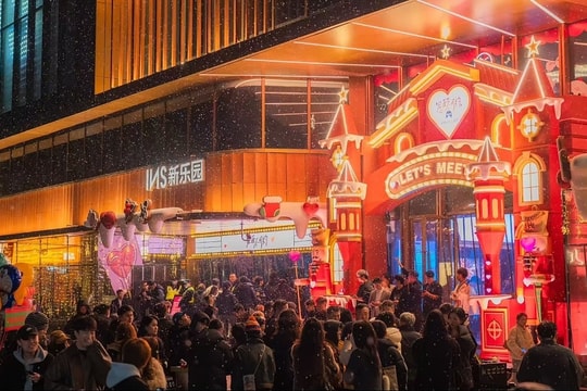 Đăng ký kết hôn tại hộp đêm