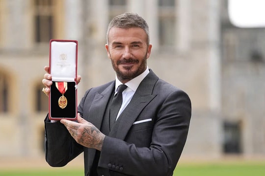 Vì sao Beckham được phong tước Hiệp sĩ?
