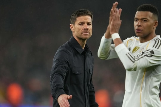 Alonso: 'Real thua Liverpool vì những tiểu tiết'