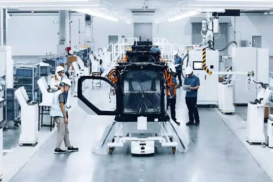 Hãng Trung Quốc xuất xưởng ôtô bay mô-đun đầu tiên