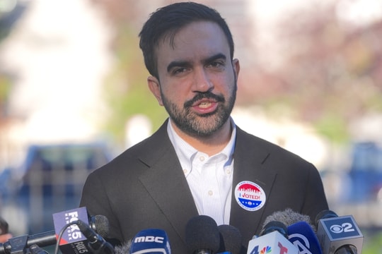 Bộ trưởng Israel cáo buộc Thị trưởng trẻ nhất New York 'ủng hộ Hamas'